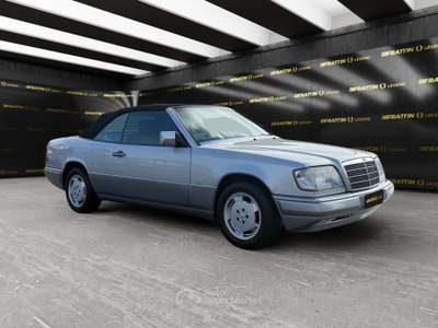 Mercedes-Benz Classe E E 200 Cat Cabriolet Argento usata Cassola