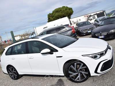 Volkswagen Golf 2.0 TDI 150 CV DSG SCR R-Line Bianco usata Montalto di Castro
