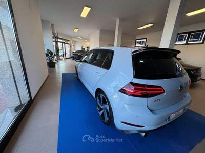 Volkswagen Golf  GTI Perf. 2.0 245CV TSI 5p. BMT Bianco usata Ponte di Piave