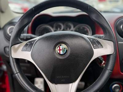 Alfa Romeo MiTo MiTo 2013 1.3 jtdm Distinctive 85cv Rosso usata Urgnano