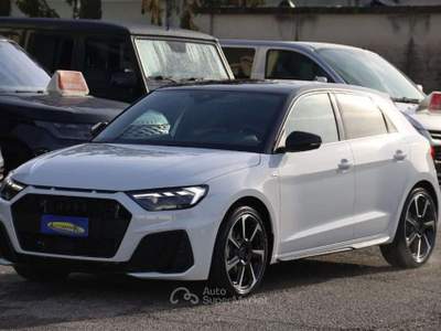 Audi A1 SPB 35 TFSI S tronic Identity Black Bianco usata Besozzo Audi A1 SPB 35 TFSI S tronic Identity Black Bianco usata Besozzo