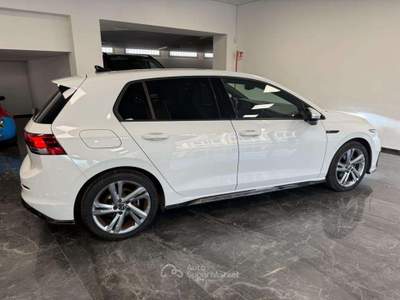 Volkswagen Golf 2.0 TDI 150 CV DSG SCR R-Line / CAMBIO AUTOMATICO Bianco usata Villa Carcina