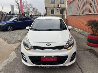 Kia Rio 5p 1.1 crdi 75cv Active E6 Bianco usata Cernusco sul Naviglio