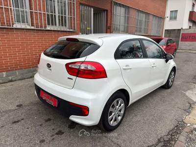 Kia Rio 5p 1.1 crdi 75cv Active E6 Bianco usata Cernusco sul Naviglio