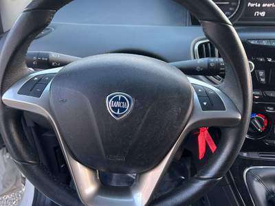 Lancia Ypsilon LANCIA Y 20.000KM! Bianco usata Cameri