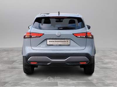 Nissan Qashqai  n-connecta mhyb 140cv Grigio usata Sarteano
