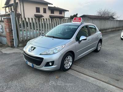 Peugeot 207 PEUGEOT 207 NEOPATENTATI. 36.000KM! Argento usata Cameri