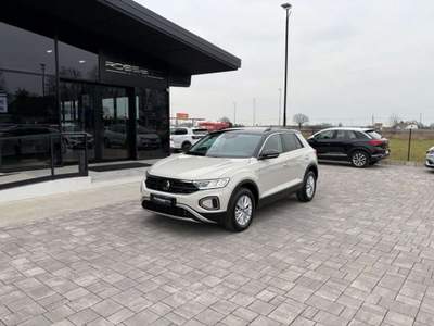 Volkswagen T-Roc 2.0 TDI SCR 150 CV DSG Beige usata Russi