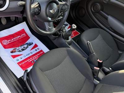 MINI 1.5 Cooper D Hype 5 1.6 16V One (55kW) Rosso usata Sant'Antimo