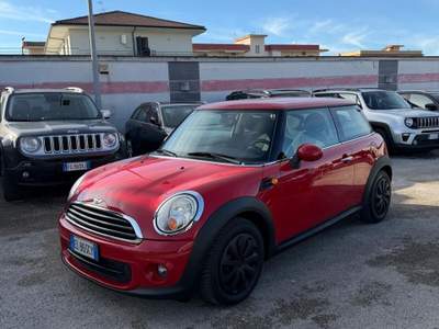 MINI 1.5 Cooper D Hype 5 1.6 16V One (55kW) Rosso usata Sant'Antimo