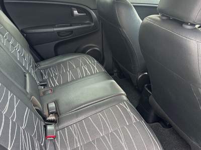 Kia Venga 128 cv Active Nero usata Giovinazzo