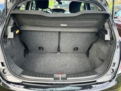 Lancia Ypsilon 5 porte S&amp;S Hybrid Ecochic Silver Nero usata Giovinazzo