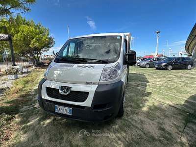 Peugeot Boxer 330 2.2 HDi/100CV PC-TN Furgone Bianco usata Giovinazzo