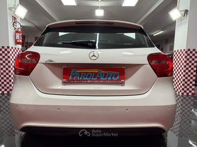 Mercedes-Benz Classe A A 180 CDI 1.5 109cv Sport - 2015 Bianco usata Giugliano in Campania