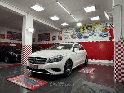 Mercedes-Benz Classe A A 180 CDI 1.5 109cv Sport - 2015 Bianco usata Giugliano in Campania