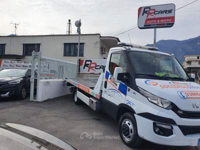 Iveco Daily 35 ql carro attrezzi soccorso stradale Bianco usata Sant'Egidio del Monte Albino
