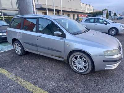 Fiat Stilo AUTOVEICOLO CON GANCIO TRAINO Argento usata Rovigo