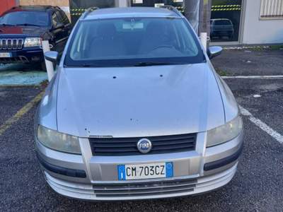 Fiat Stilo AUTOVEICOLO CON GANCIO TRAINO Argento usata Rovigo