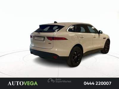 Jaguar F-Pace 2.0d i4 chequered flag awd 180cv auto my20 usata Vicenza