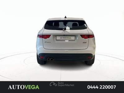 Jaguar F-Pace 2.0d i4 chequered flag awd 180cv auto my20 usata Vicenza