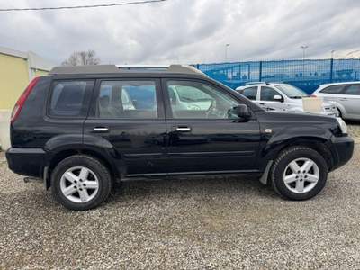 Nissan X-Trail 2.2 dCi Elegance Nero usata Arezzo