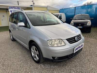 Volkswagen Touran 2.0 16V TDI UNICOPROPRIETARIO Argento usata Arezzo