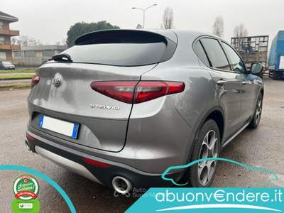 Alfa Romeo Stelvio 2.2 Td 160 CV AT8 RWD Business UNICO PROPRIETARIO Grigio usata Corbetta