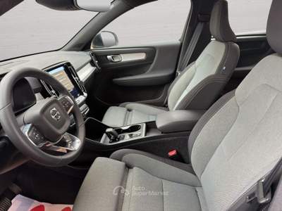 Volvo XC40 T4 Recharge Plug-in Hybrid automatico Core Nero usata Imola