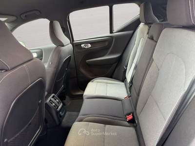 Volvo XC40 T4 Recharge Plug-in Hybrid automatico Core Nero usata Imola