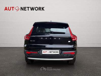 Volvo XC40 T4 Recharge Plug-in Hybrid automatico Core Nero usata Imola