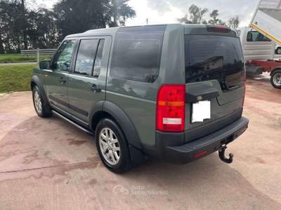 Land Rover Discovery Discovery III 2004 2.7 tdV6 SE Verde usata Sabaudia