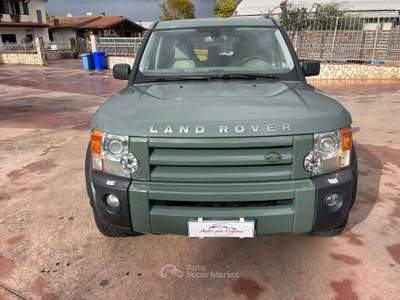 Land Rover Discovery Discovery III 2004 2.7 tdV6 SE Verde usata Sabaudia