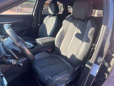 Peugeot 3008 3008 II 2016 1.5 bluehdi GT Line Grigio usata Sabaudia