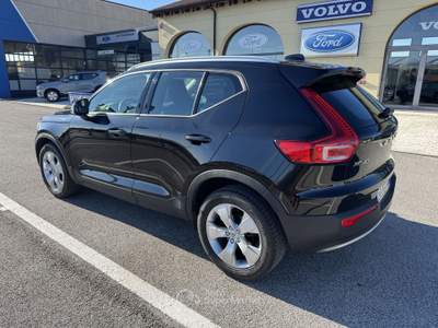 Volvo XC40 Automatica Momentum Pro +Adaptive CruiseControl Nero usata Crocetta del Montello