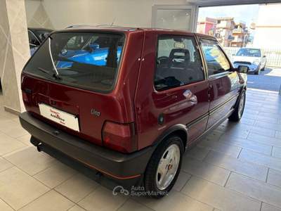 Fiat Uno 3p 1.4 ie turbo Racing c/abs 3p cat. Rosso usata Roma