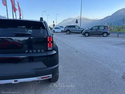 Fiat Grande Panda Grande Panda 1.2 Hybrid 110 S&S La Prima Nero usata Lavis