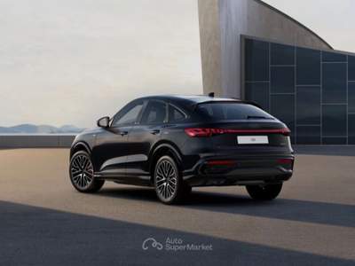 Audi Q5 SPORTBACK S LINE EDITION 2.0 TDI MHEV QUATTRO S TRONIC 204 CV TETTO MATRIX Nero usata Santeramo in Colle