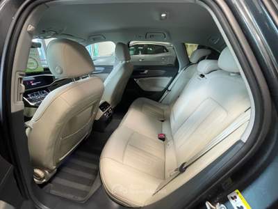 Audi A6 Avant 40 2.0 TDI quattro ultra S tronic S Line MATRIX Grigio usata Casalgrande