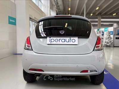Lancia Ypsilon 1.2 mya 69cv NEOPATENTATI Grigio usata Bergamo