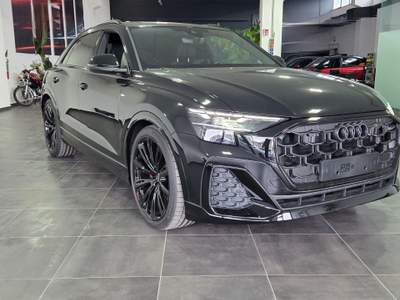 Audi Q8 Auto in ottime condizioni km certificati Nero usata Cattolica