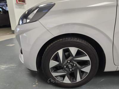 Hyundai i10 1.0 mpi Connectline 67cv Verde usata Brescia