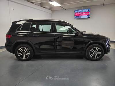 Mercedes-Benz Classe GLB 180 d Business Extra auto Nero usata Brescia