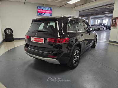 Mercedes-Benz Classe GLB 180 d Business Extra auto Nero usata Brescia