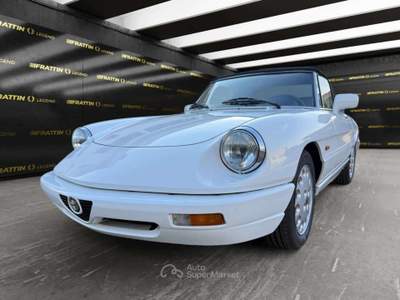 Alfa Romeo Spider 2.0i Bianco usata Cassola