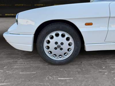 Alfa Romeo Spider 2.0i Bianco usata Cassola
