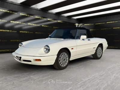 Alfa Romeo Spider 2.0i Bianco usata Cassola
