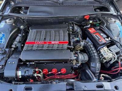 Lancia Thema 8.32 Nero usata Cassola