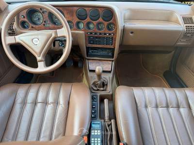 Lancia Thema 8.32 Nero usata Cassola