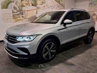 Volkswagen Tiguan 2.0 TDI DSG Advanced BMT Grigio usata Rezzato