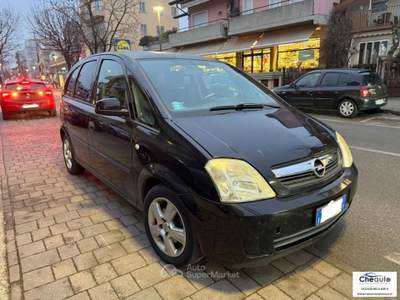 Opel Meriva 1.6 16V Cosmo usata Chioggia